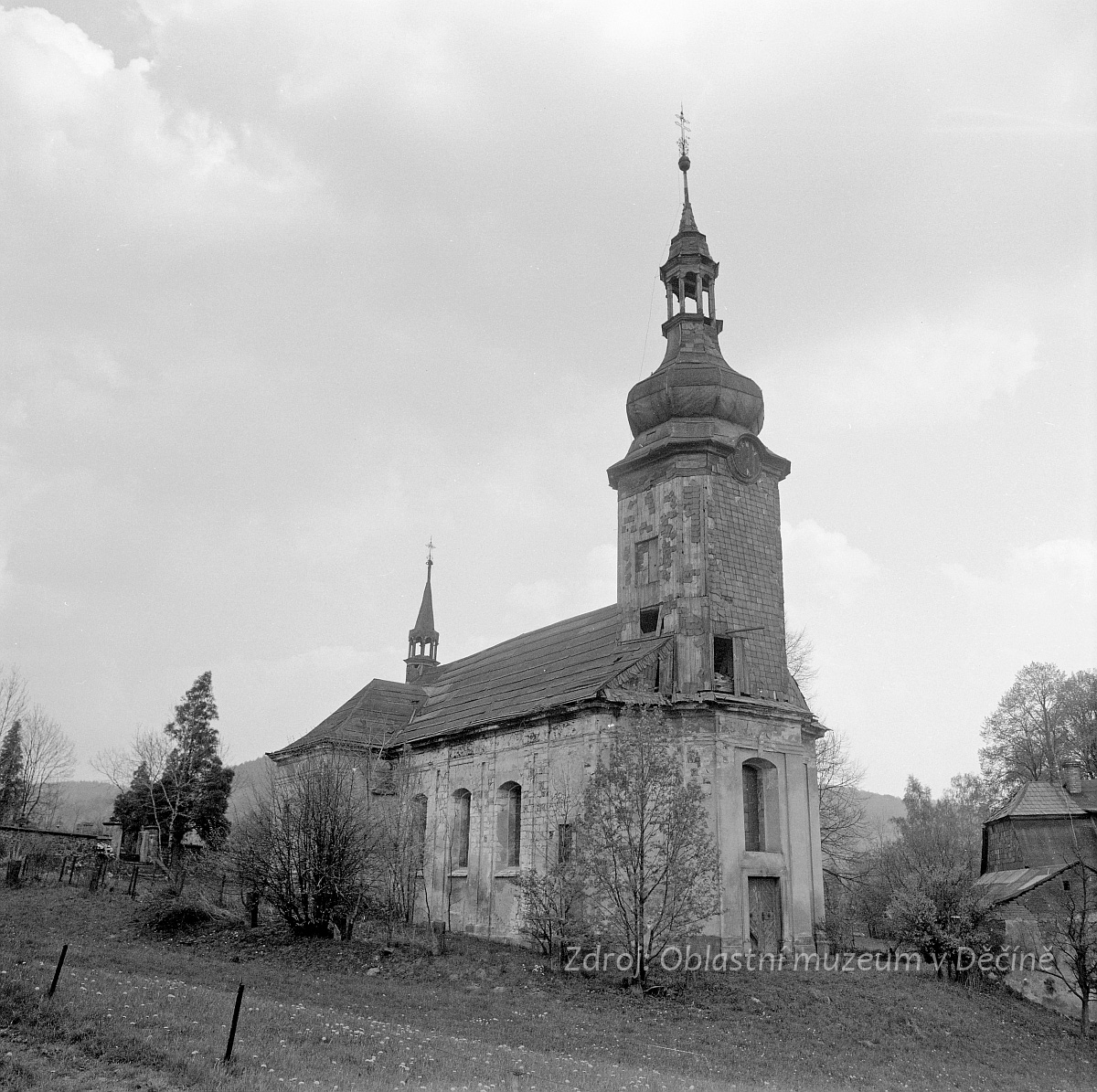 Kerhartice, kostel sv. Máří Magdalény